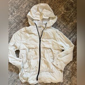 Zara White Hooded Windbreaker with Black Zip Trim